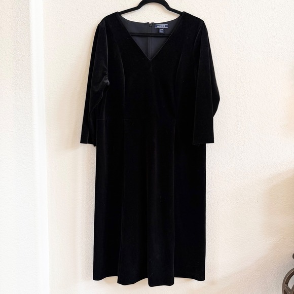 Lands End Womens Black Velvet V-Neck Fit Flare Dress 16W Holiday Formal - Picture 8 of 9